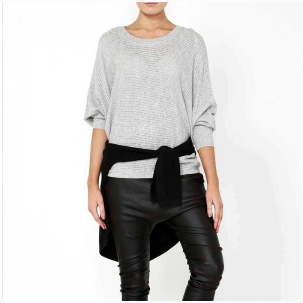 Decjuba Grey Batwing Long Sleeved Top